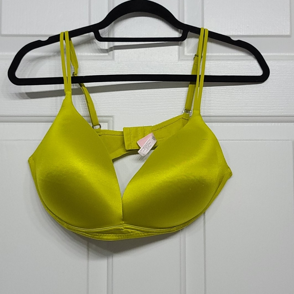 Very Sexy by Victoria Secret